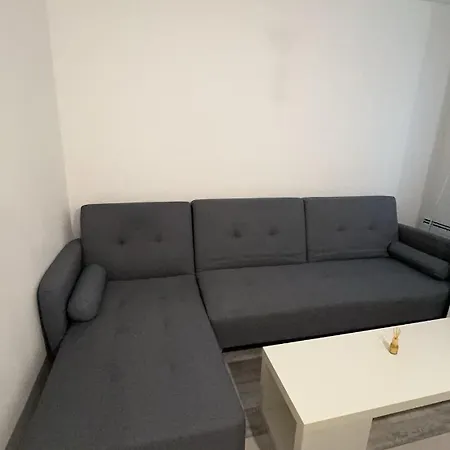 Semesterbostad Maisonnette De Meublee Tonneins